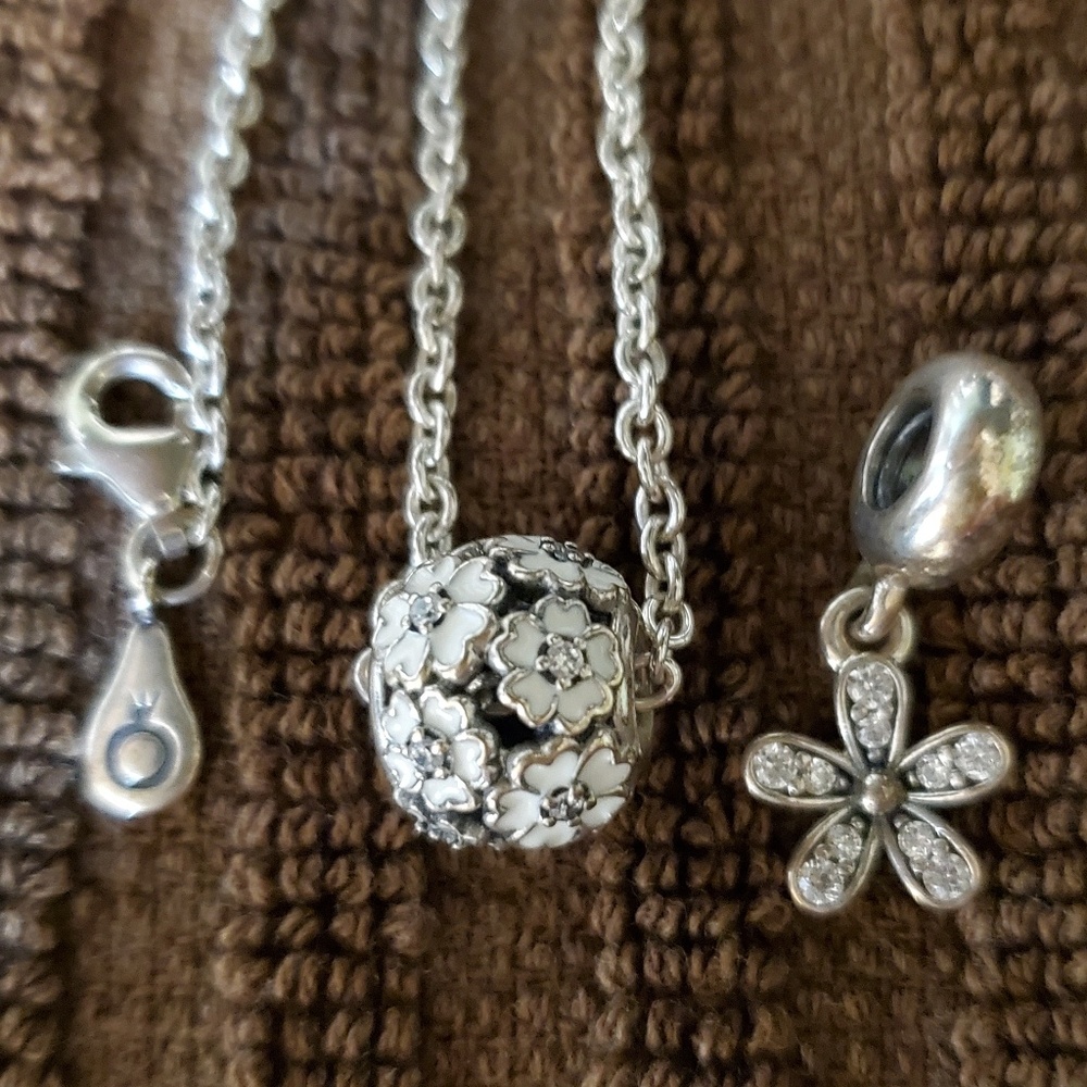 Pandora flower charm necklace